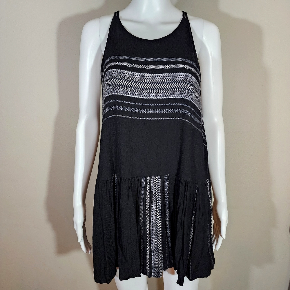 GIBSON LATIMER Embroidered Black Sleeveless Dress Top